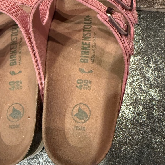 Birkenstock Pink Snakeskin Print with Rose Gold Buckles Size 40 NWT - Picture 10 of 10